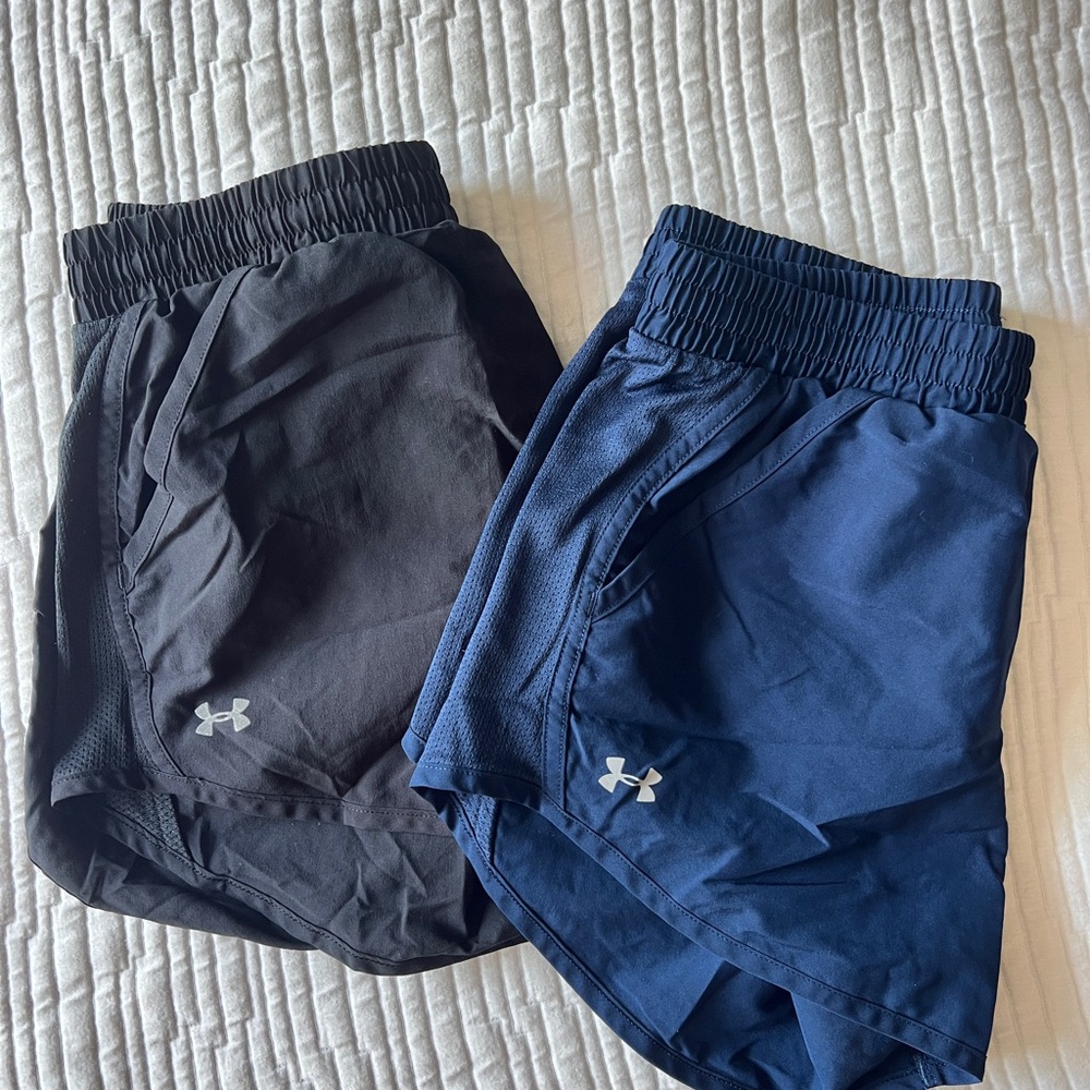 Under Armour Black and Blue Athletic Shorts Elastic Waistband